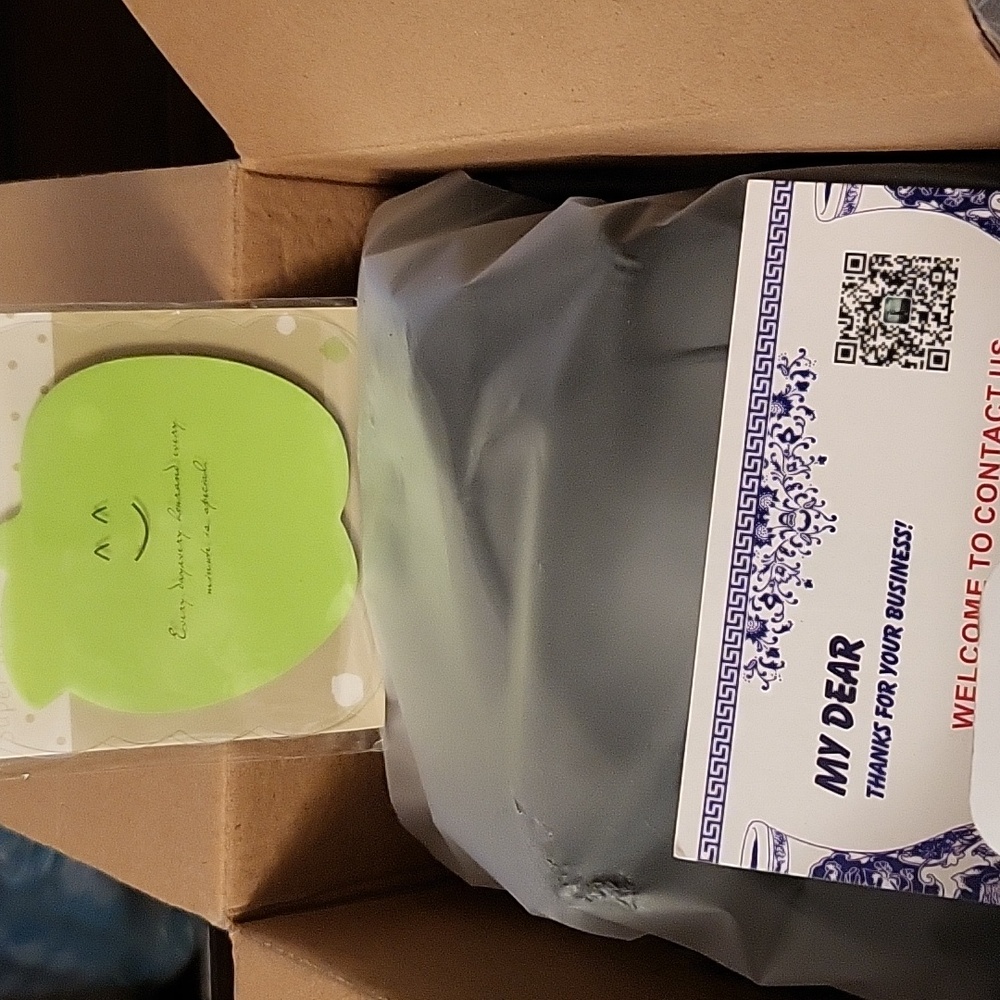 Office Phone and headsets - Picture 4 of 7